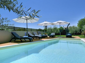 Superb modern villa with pool